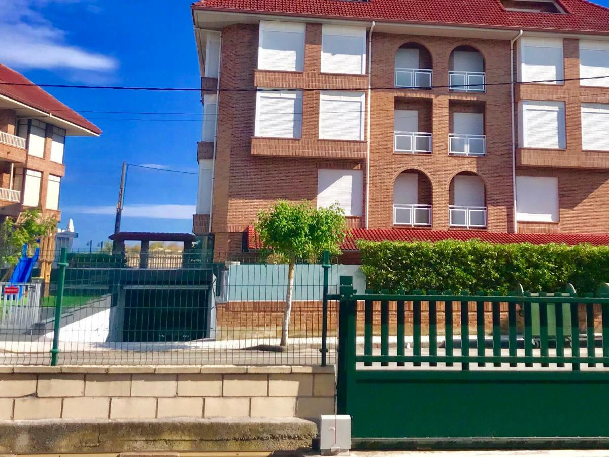 Apartamento El Arenal Playa De Ris Noja Exteriér fotografie